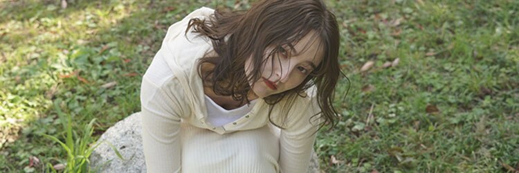 イリ(iri)のサロンヘッダー