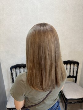 チルバイパル(CHIRU by PARU) ベージュ×ブリーチ