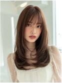 顔周りカットハッシュカットロングレイヤーダークブラウン