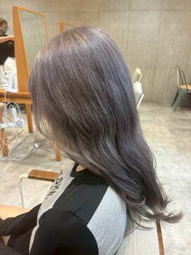 エヌアンドエー 草加店(N&A) 春先取り透明感カラー シルバー/パープル/オリーブ 艶髪ロング
