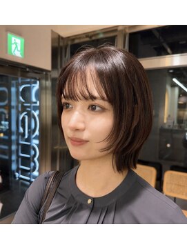ネウィ 広島(newi) レイヤーボブ×ブラウンカラー