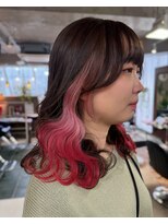 モモ(momo)&nbsp;インナーカラー/イヤリングカラー/フェイスフレーミング/原宿