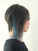 ベルーガ 大人ユニコーンでクールなショート