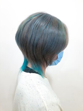 オブヘアーギンザ(Of HAIR GINZA) グレージュ×ターコイズ デザインウルフ