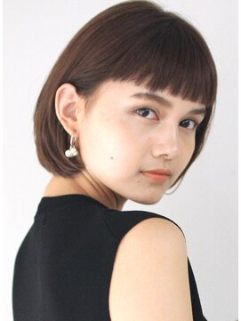 サーカス バイ ビュートリアム 青山(CIRCUS by BEAUTRIUM) 内巻き ボブ ミニボブ 顎ラインボブ 伸ばしかけボブ 青山