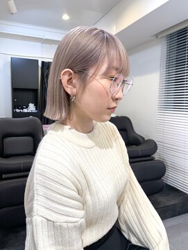 ピヨン 心斎橋(piLLon) white beige