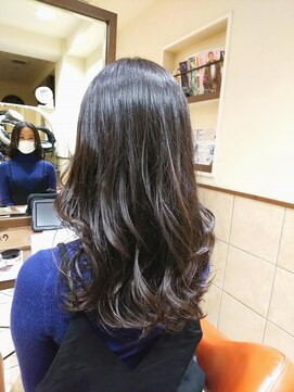ネオリーブチノ 登戸店(Neolive cino) ロング 巻き髪 アッシュベージュ
