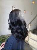 暗髪風ブルージュ・重めロングヘア