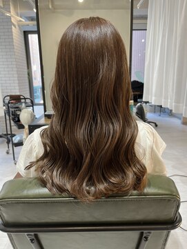 トリムバイエンヴィ(tlim by ENVY) beige hair×ヨシンモリ