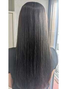 カラーライフ(COLOR LIFE) 涼しく軽いイメージなサファイアの透明感カラー