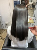 イオエ(ioe)&nbsp;黒髪/ボブルフ/ネビージュ/小顔/ワンレン/髪質改善/グレージュ