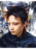 毛先カラーオレンジスパイキーショート