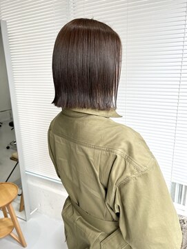 サティ(sati) 【sati 子安】切りっぱなしボブ