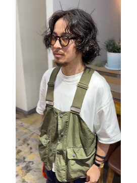 アクター(actor) 大人スパイラルパーマ×ミディアムスタイル【丸山　翔】