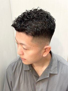 ヘアーアンドグルーミング ヨシザワインク(HAIR&GROOMING YOSHIZAWA Inc.) 20代30代40代メンズショート/アイロンパーマ/ビジネス刈り上げ