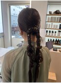 タイトツイン編み下ろしヘア♪