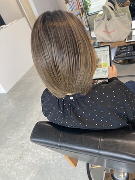 リラ ヘア サロン(rela hair salon) 白髪カバーしながら透明感あるカラーに