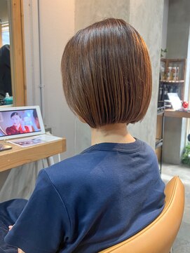 ヘアアンドライフ エジェリデイズ(hair&life egerie days) 切りっぱなしボブ・内巻きボブ・アッシュブラウン