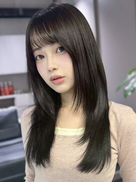 サンクマーケット 渋谷(cinq MARKET) 渋谷顔周りレイヤーカットオリーブブラウンヘーゼルブラウン韓国