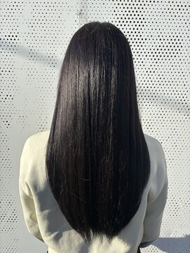 アーブ(hair and make urb) 大人女性の艶髪ロング