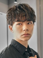 バイフィフス 原宿/表参道(by fifth)&nbsp;緩め波巻きスパイラルパーマシャドウパーマメンズセンターパート