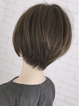 ラヴリア クルメ(LOVERIA KURUME) ≪LOVERIA KURUME/久留米≫柔らかベージュのハイライトショート