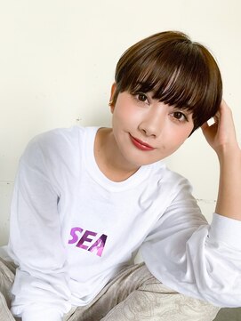 ホワイエ(Foyer) 大人ショート