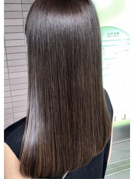 ヘアーメイクポリッシュ 小倉店 《髪質改善》酸熱トリートメント