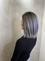 アンダーバーホワイトモデ 河内長野(_WHITE mode)&nbsp;☆ 20代30代大人カラーシルバーシャドールーツ