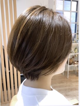 ワルツ(Waltz) ショートヘア/イメチェン/似合わせカット/フルバング