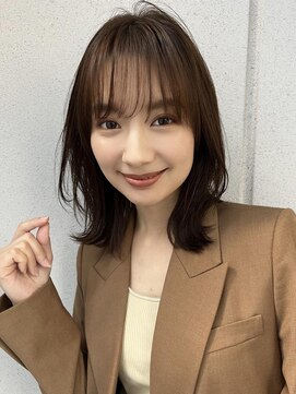 ミンクス ギンザ セントラル(MINX ginza central) ゆるめのくびれダークアッシュミディアム