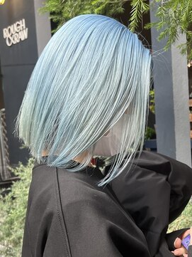 エイトデイズ 三宮駅前店(EIGHT days) ペールブルー ホワイトブルー