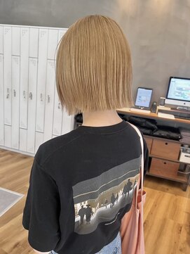 アトロ(Atoro) 似合わせカット/ブリーチカラー/ブリーチ無しカラー/大阪梅田駅