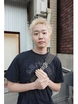 シイ(SIE) ホワイトベージュ×アクティブショート