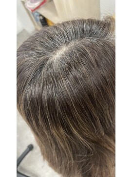 ヘアースタジオ ゼン(hair studio Zen) 白髪ぼかしハイライト