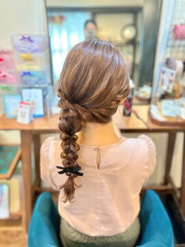 メゾンドミニョン(Maison de Mignon) 列席・パーティヘア