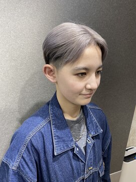 ジゼル 小倉(GiseL) ホワイトシルバー【かじ】/ GiseL小倉@kaji_de_experiences