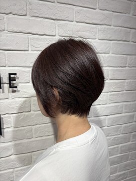 ヘア スパ ビューティー エールフォルム(HAIR SPA BEAUTY YELLFORME) 前下がりショート