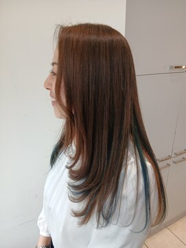 ゼル ビッグアイ(ZELE) インナーカラーでおしゃれ度アップ♪