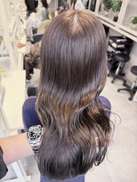 ディーエックス スリー(Dxxxx III)&nbsp;透明感グレージュ