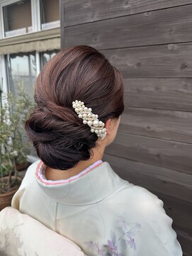 ケイズプラスカラン(HAIR AND MAKEUP K's PLUS calin) シニヨンアップスタイル