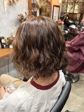 カフェアンドヘアサロン リバーブ(cafe&hair salon re:verb) パーマ