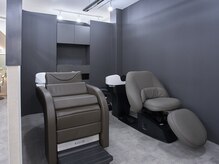 ミッシュ(misch)の雰囲気（こだわりのヘッドスパを体験出来るフルフラットシャンプー台☆）