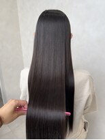 ステラ(Stella) ~ロングヘアだからこそ、ツヤとまとまりを大切に~八戸