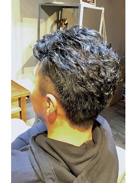 アーシェヘアーアトリエ(Ashe hair atelier) ツーブロック☆7:3風な流しパーマ☆