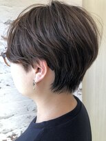 エル(ailes) 襟足すっきり耳掛けショート☆