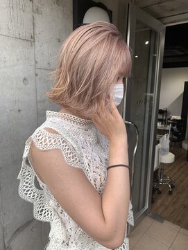 アルカナ 明治神宮前原宿(ARCANA) ピンクページュ レイヤーbob ベージュカラー hiro