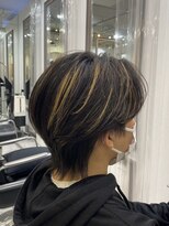 エスカーラ 表参道(THE ESCALA)&nbsp;＠shino＿ne197/センターパート×ウルフ/メンズウルフ