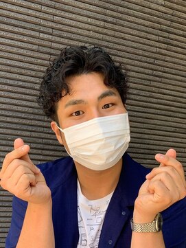 クリュウゲート 吉祥寺店(KURYU GATE) カルマパーマ/ダークアッシュ/ベリーショート/アッシュブラック