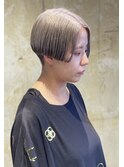 刈り上げラインショート × ハイトーングレージュ【liblo】